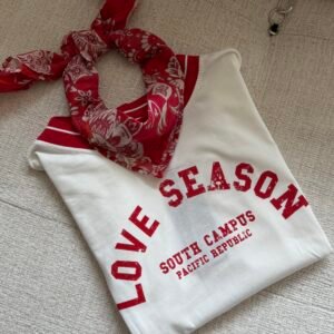 Love T-shirt - Image 2