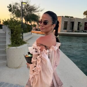 Isla Off-Shoulder Dress - Image 4