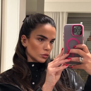 Gold Sculpted Ear Cuff - Image 3