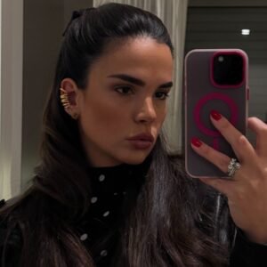 Gold Sculpted Ear Cuff - Image 1