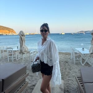Élodie Lace Blouse - Image 6